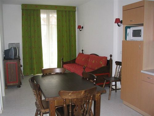 Residence Odalys Le Domaine Des Rois Bergheim Bagian luar foto
